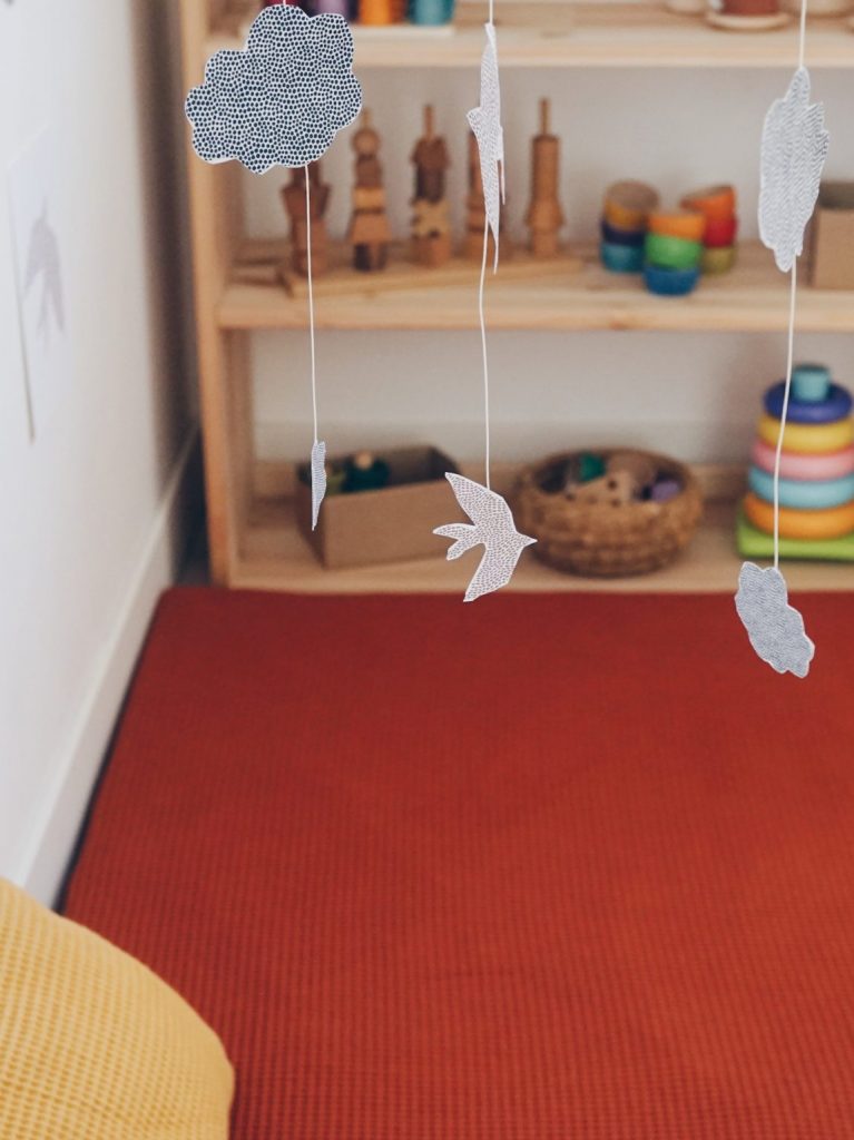 Chambre bébé - coin éveil pour petits espaces