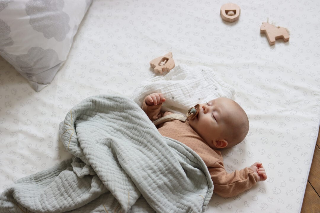 tapis d'éveil bébé fait en France