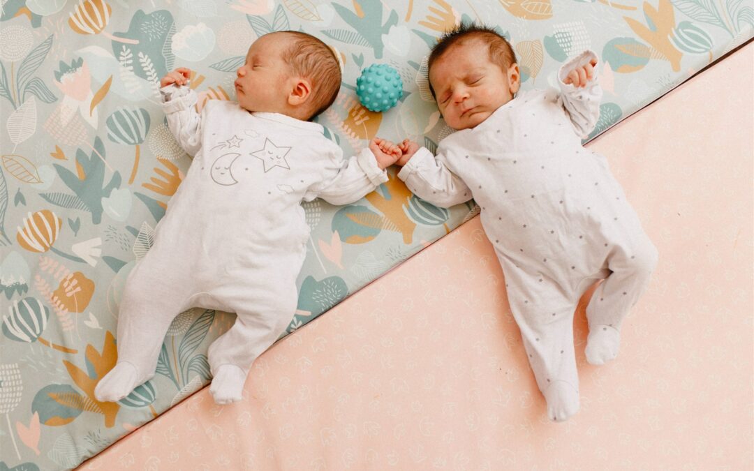 Comment choisir son tapis d'éveil bébé ? - Merci Suzy