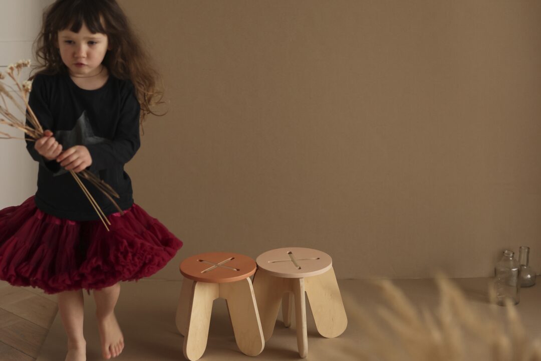 tabouret bois taille enfant